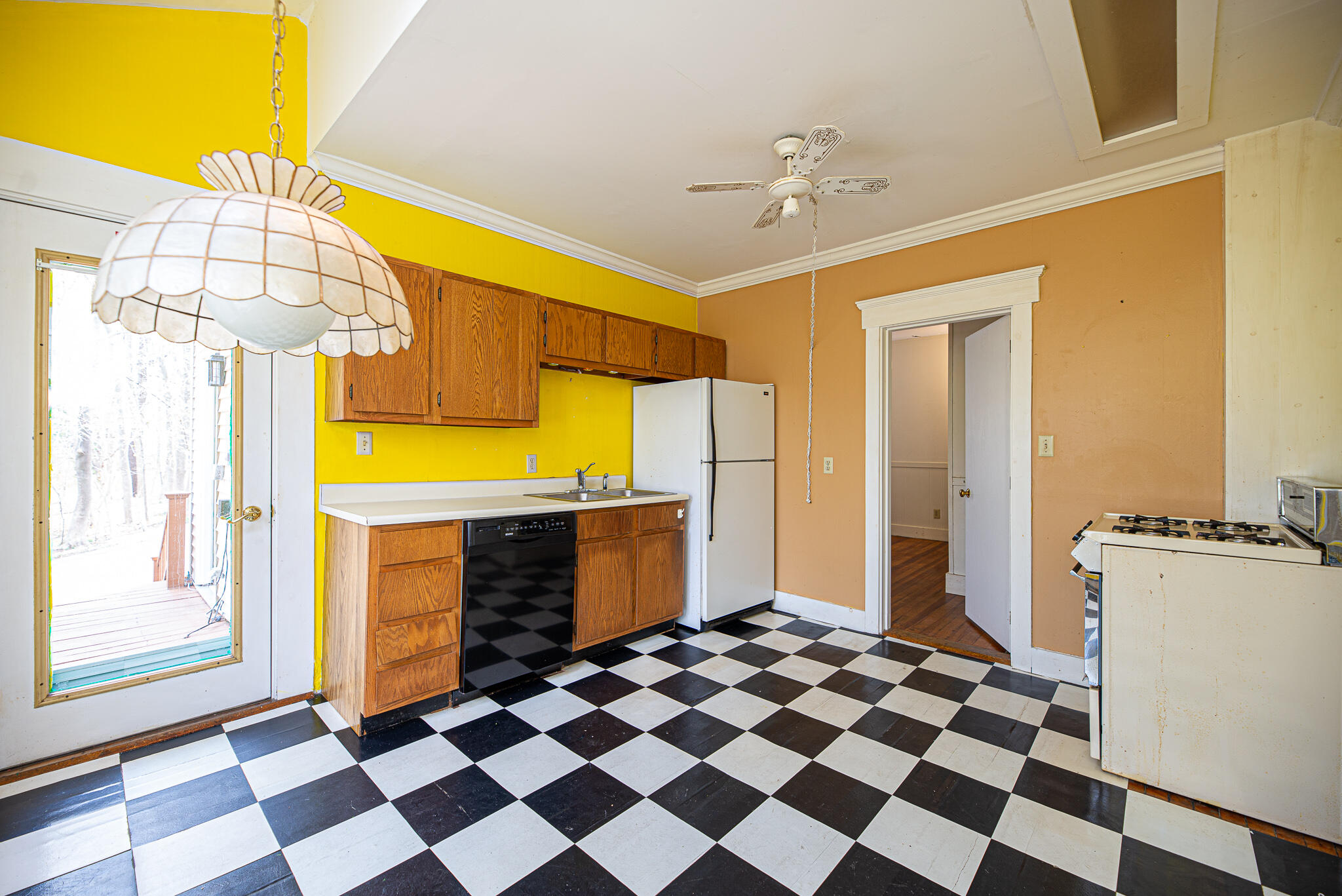 108 Main Street Ogunquit, ME 03907 - Photo 18 of 68 Kitchen