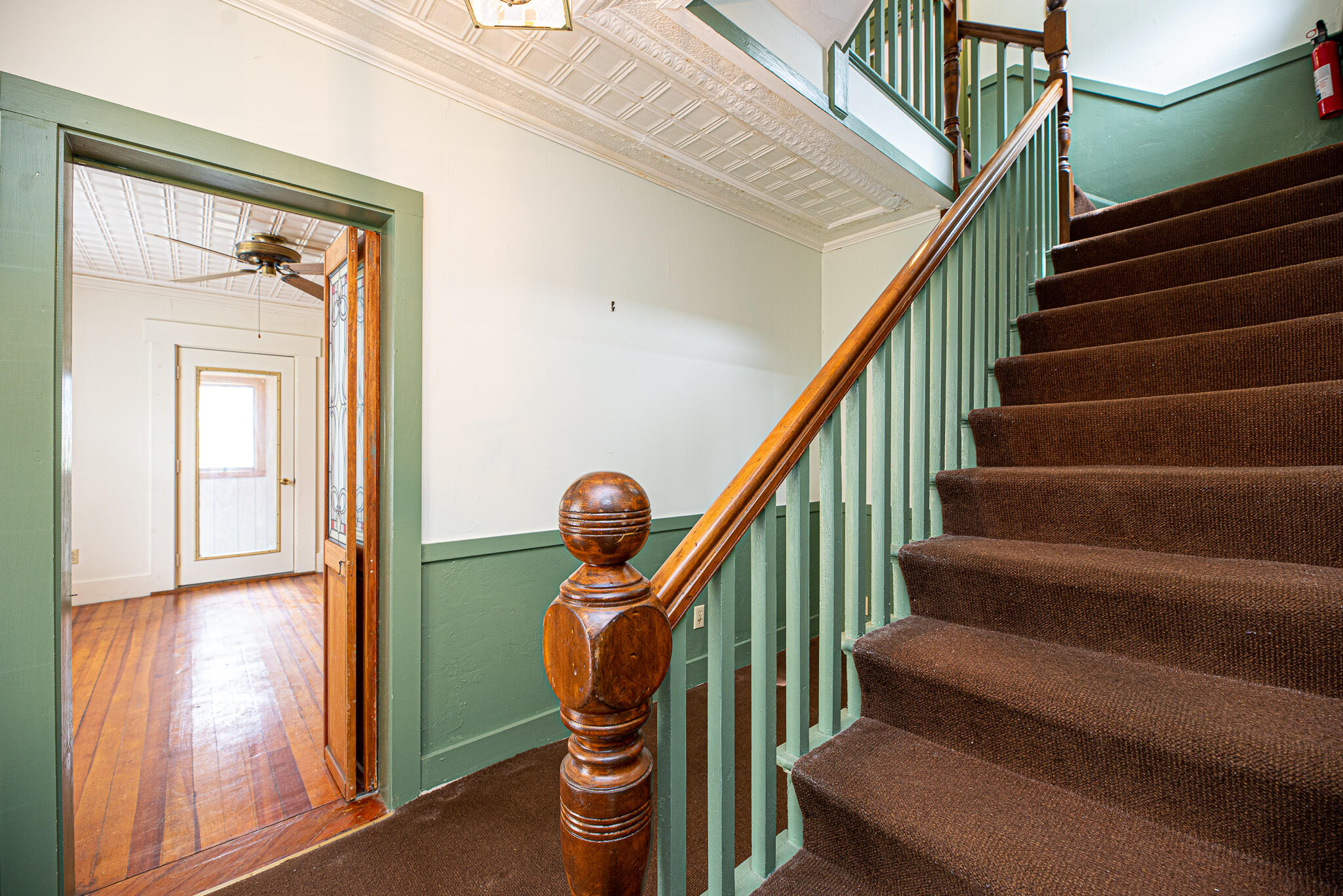108 Main Street Ogunquit, ME 03907 - Photo 27 of 68 Foyer