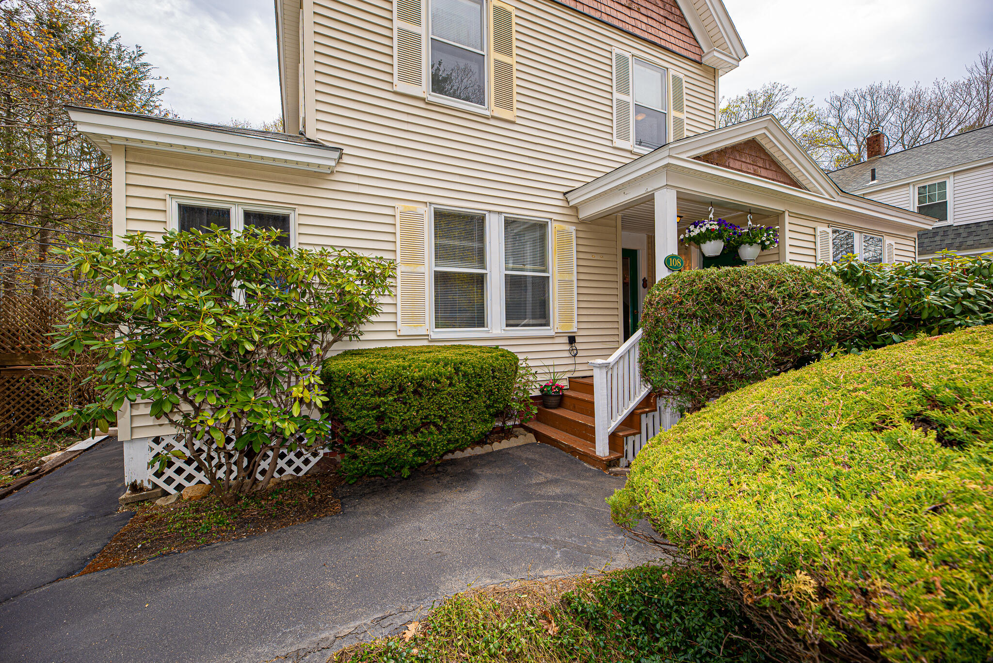 108 Main Street Ogunquit, ME 03907 - Photo 7 of 68 Front