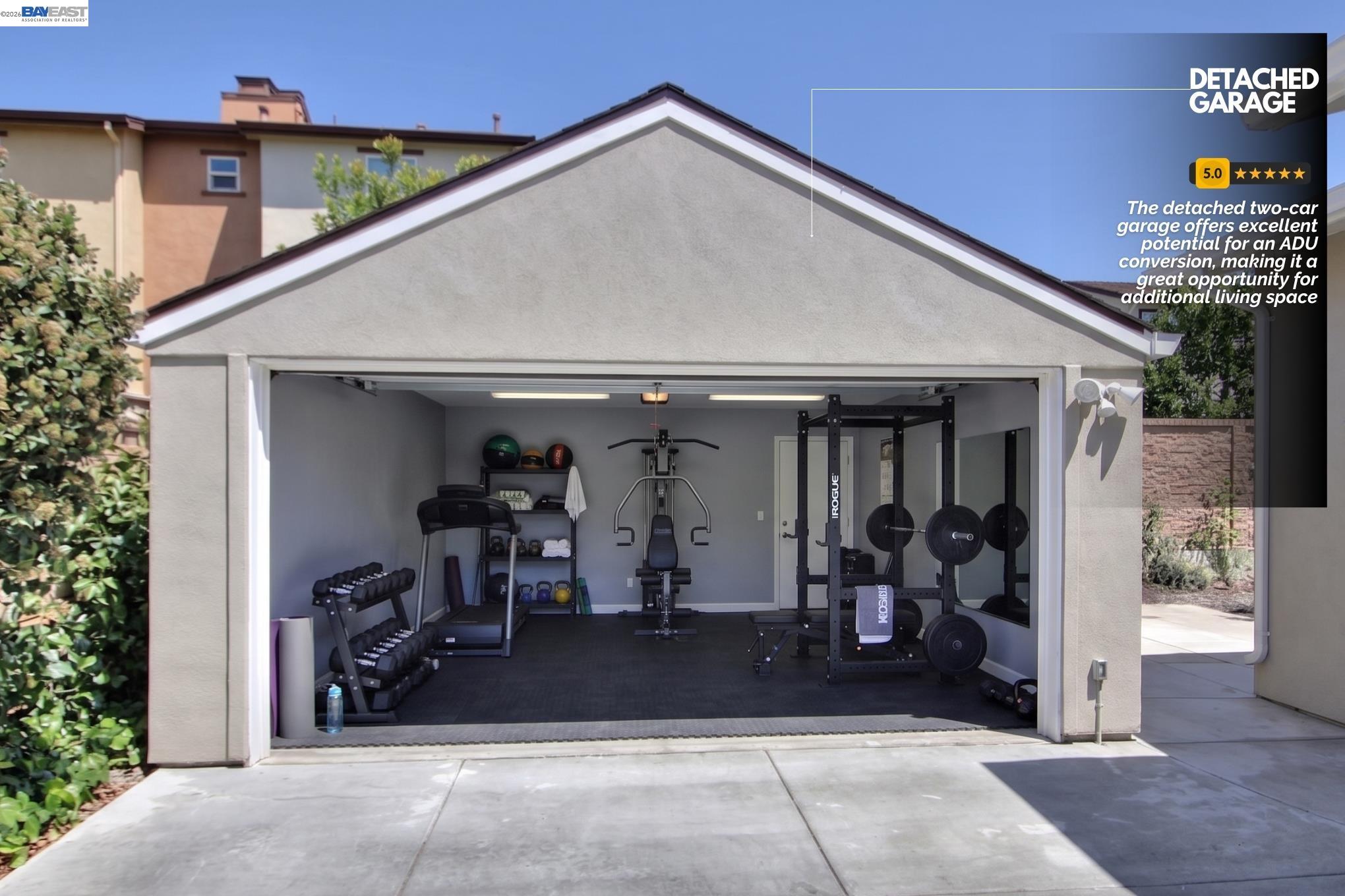 20556 Forest Avenue Castro Valley, CA 94546 - Photo 3 of 28