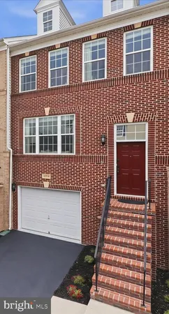 $3,200 | 25114 Harpenden Terrace, Aldie, VA 20105