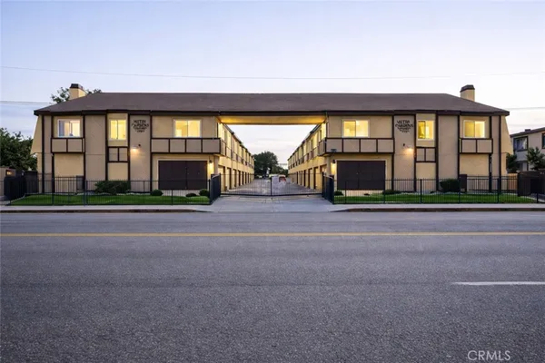 $280,000 | 38710 10th Street East, Unit 15, Palmdale, CA 93550