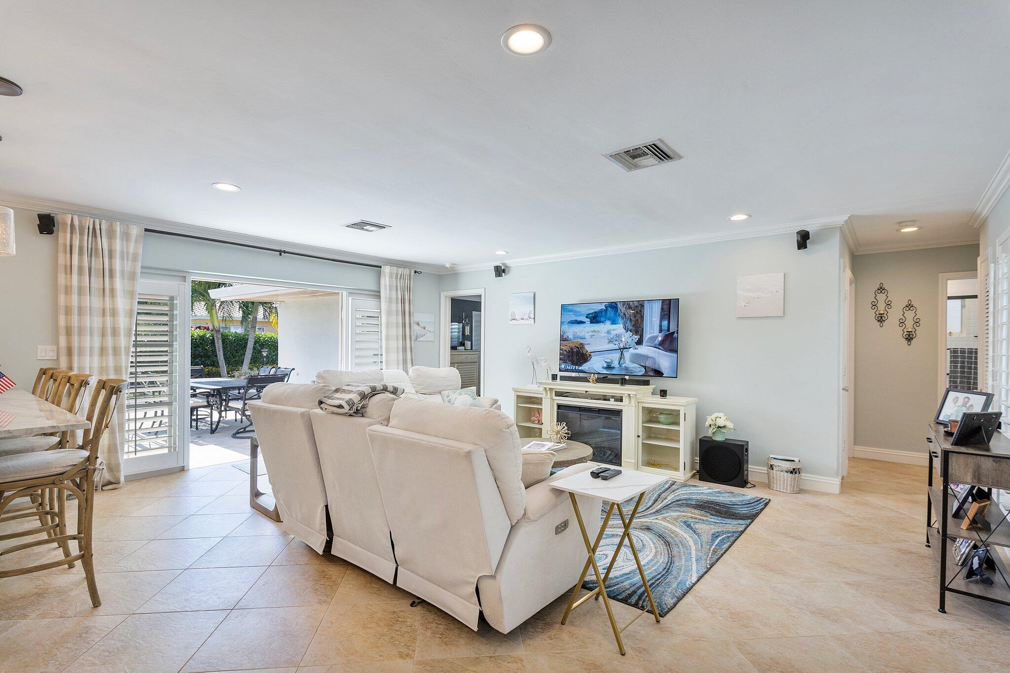 614 Southwest 5th Street Boca Raton, FL 33486 - Photo 8 of 62 35-web-or-mls-0E2A6382