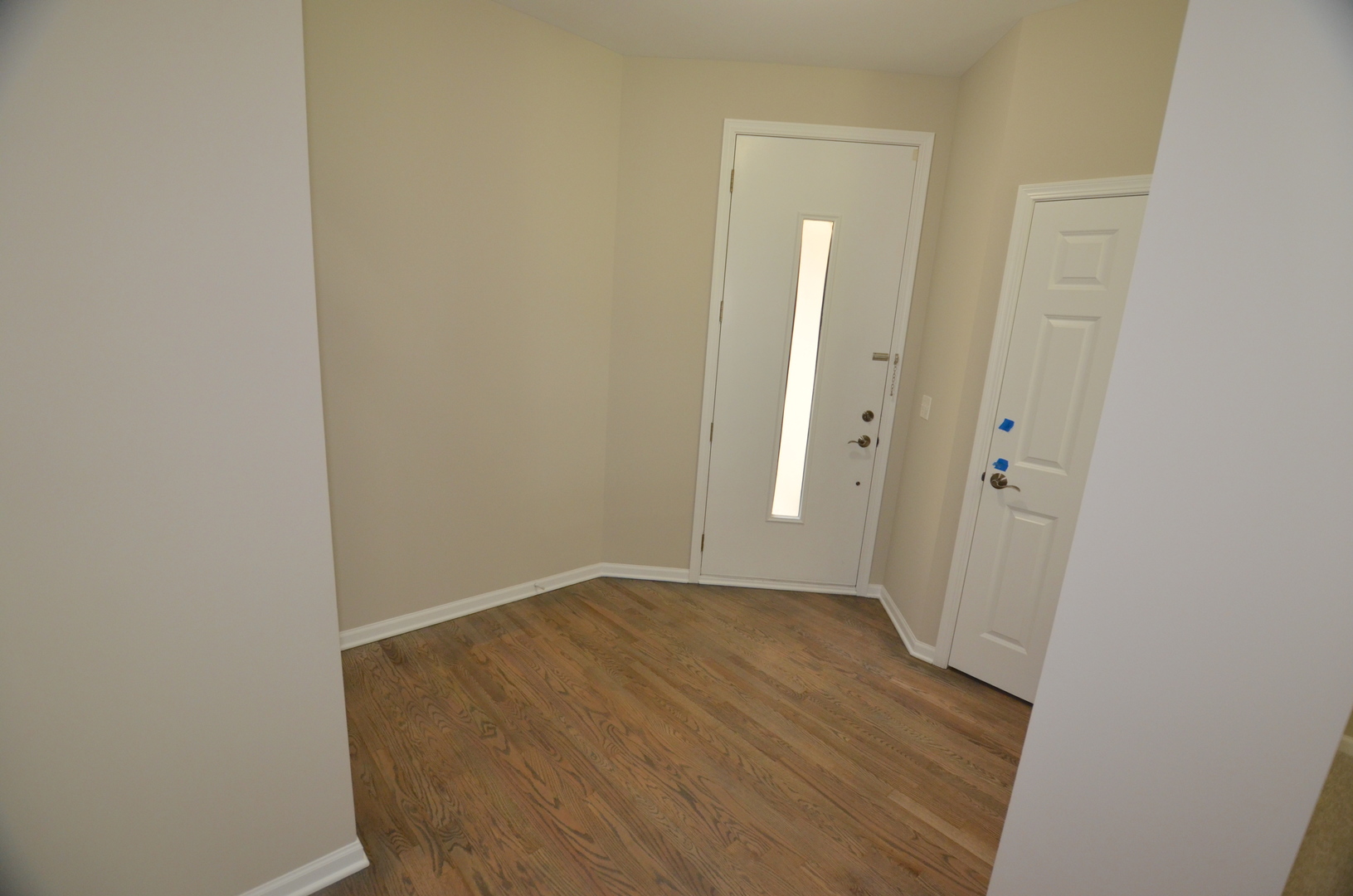 1211 Townes Circle Aurora, IL 60502 - Photo 4 of 47