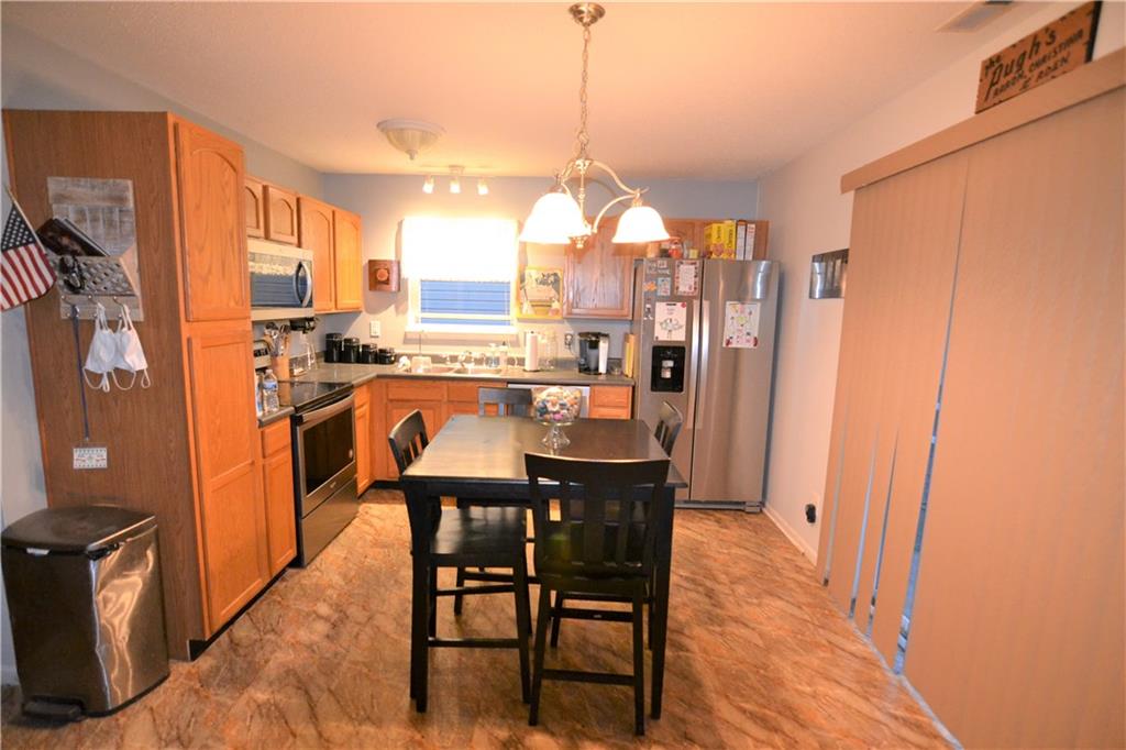 652 Sun Ridge Boulevard Avon, IN 46123 - Photo 2 of 14 Gallery Image 2