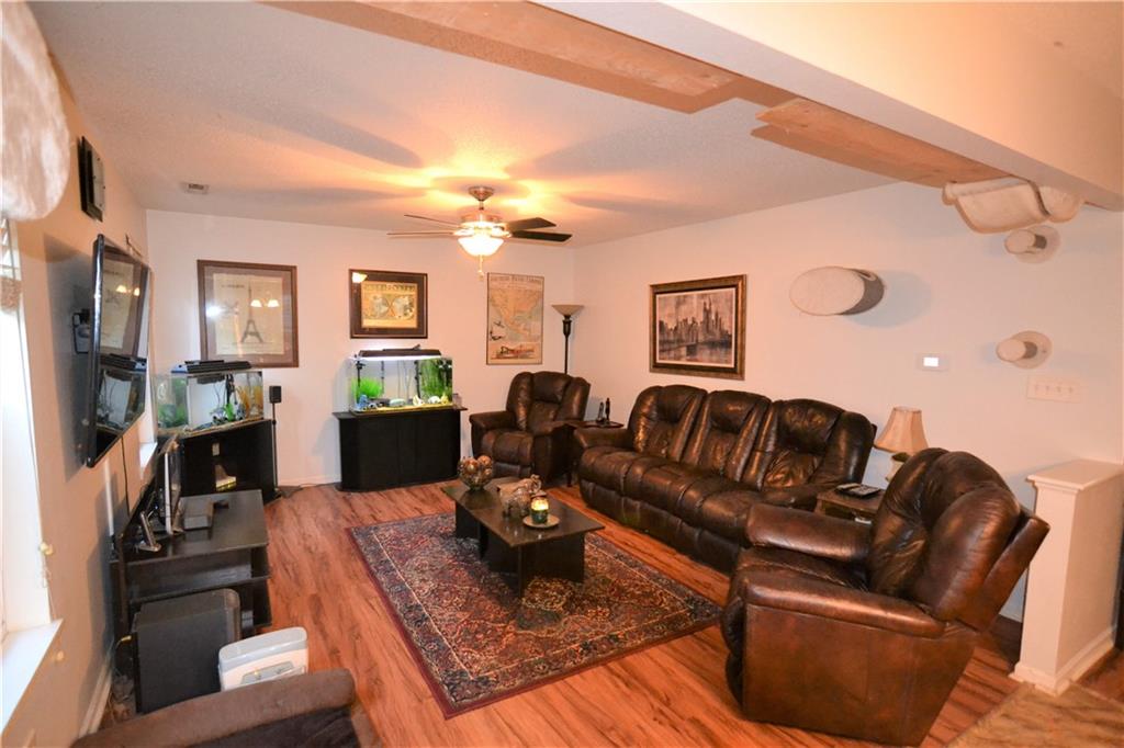 652 Sun Ridge Boulevard Avon, IN 46123 - Photo 5 of 14 Gallery Image 5