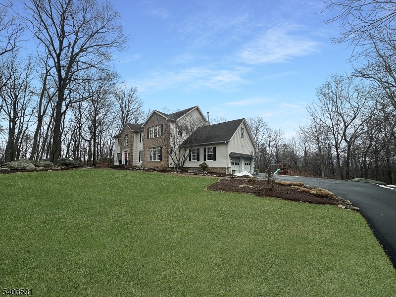 16 Gary Court Flanders, NJ 07836 - Photo 3 of 48