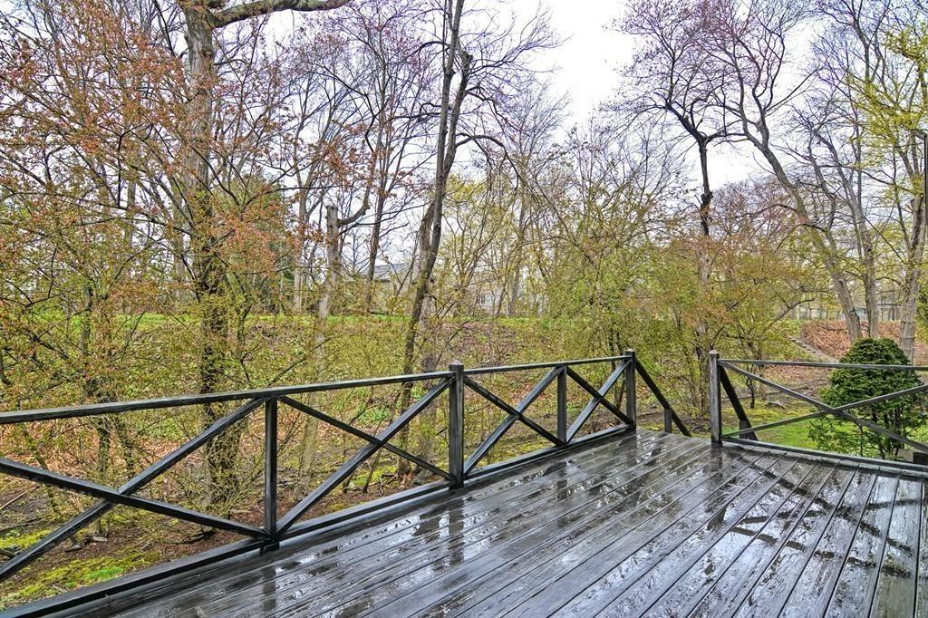 92 Cragmore Road Newton, MA 02461 - Photo 9 of 42 Gallery Image 9