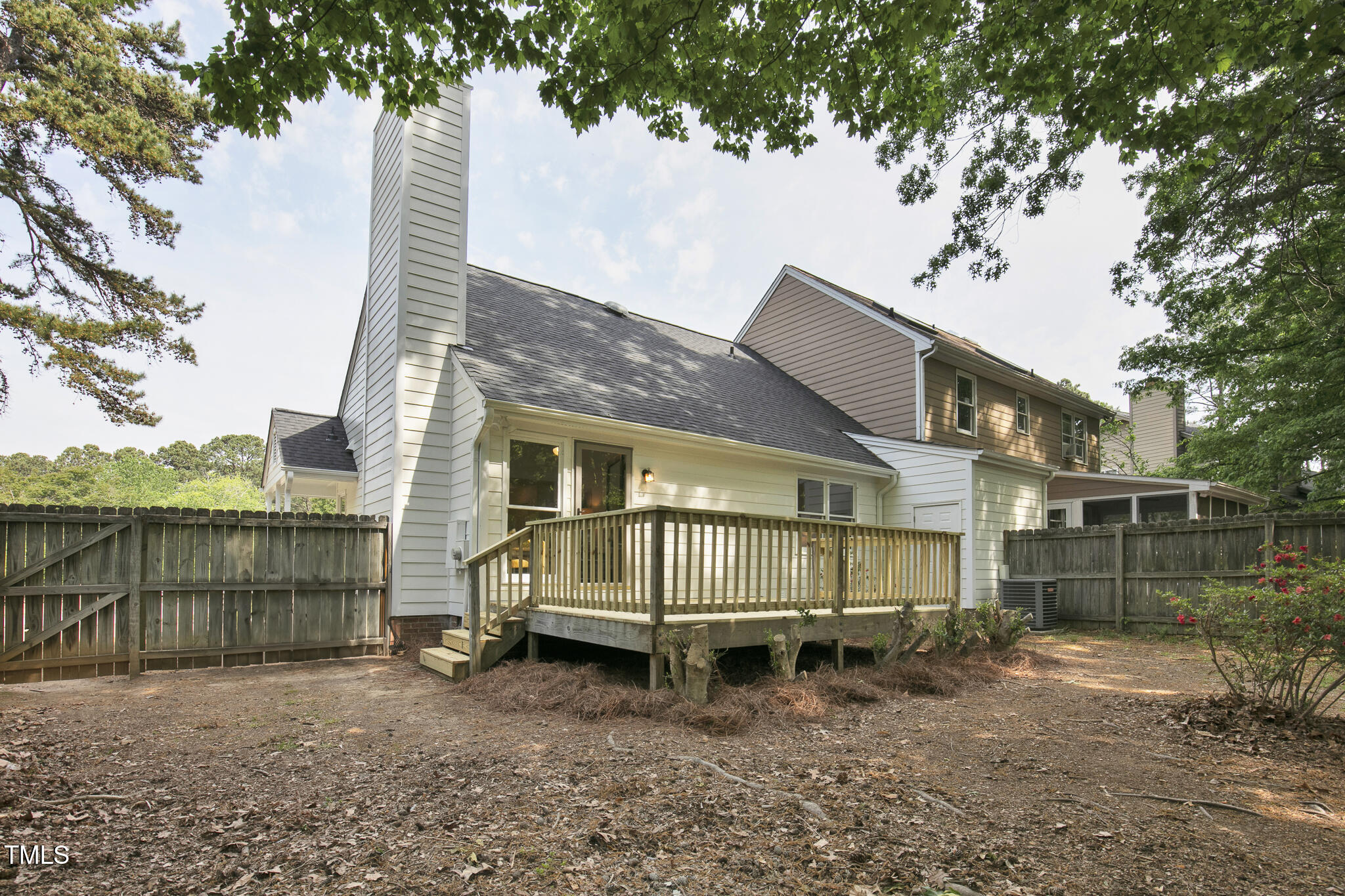 2611 Sawmill Road Raleigh, NC 27613 - Photo 27 of 31