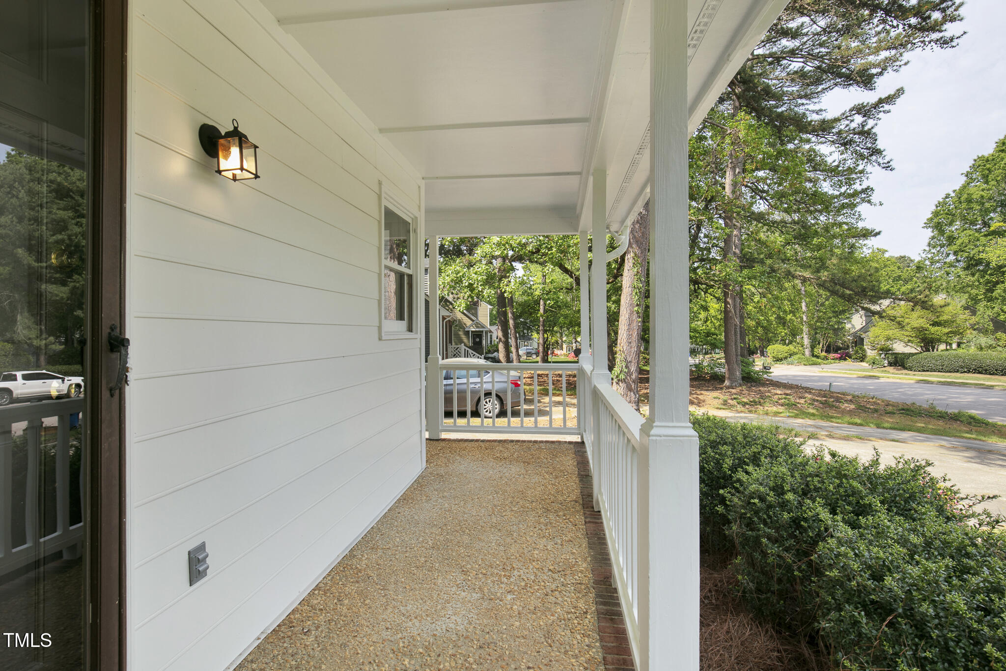 2611 Sawmill Road Raleigh, NC 27613 - Photo 3 of 31