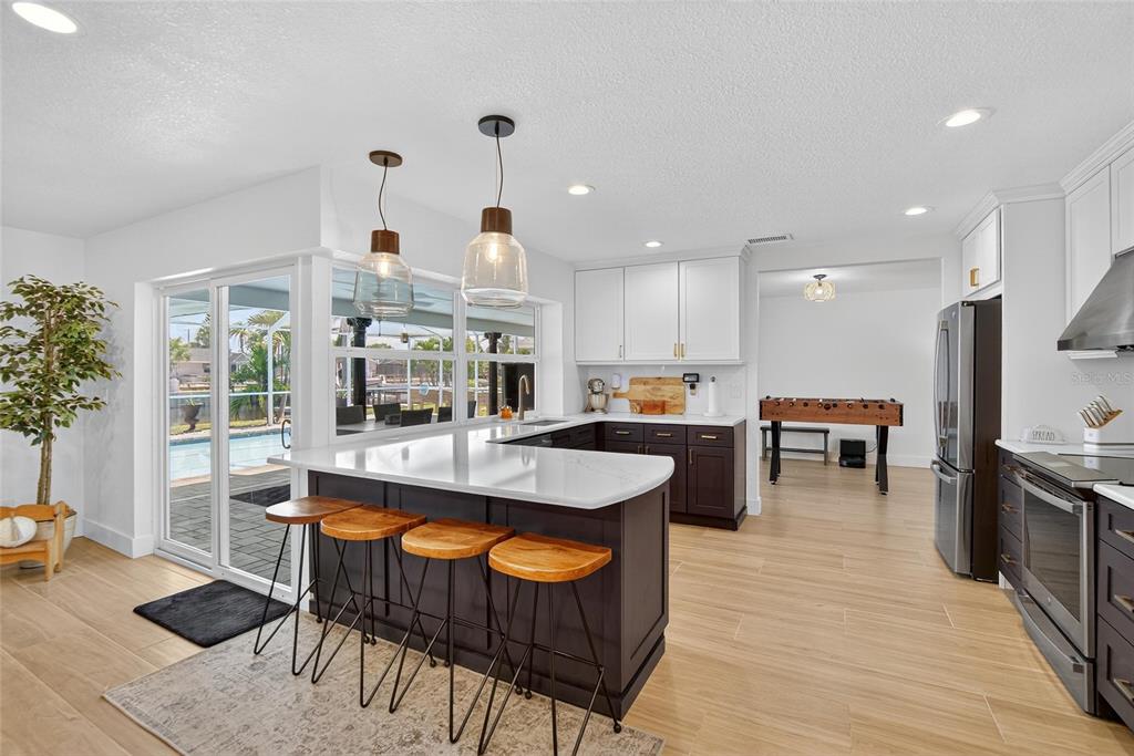 6337 Cocoa Lane Apollo Beach, FL 33572 - Photo 11 of 27