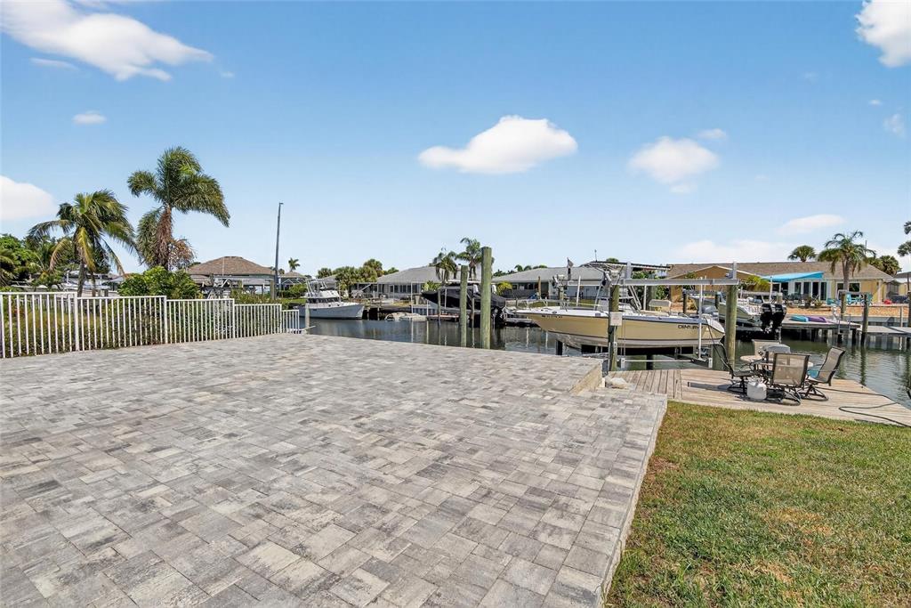 6337 Cocoa Lane Apollo Beach, FL 33572 - Photo 25 of 27