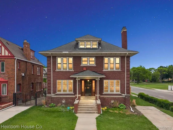 $635,000 | 1755 West Boston Boulevard, Detroit, MI 48206