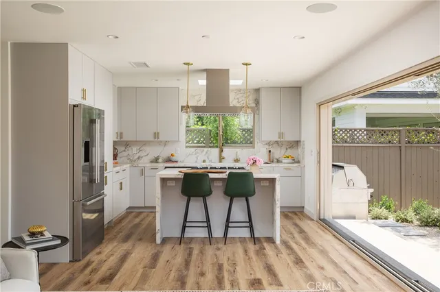 $13,000 | 212 East 19th Street, Costa Mesa, CA 92627