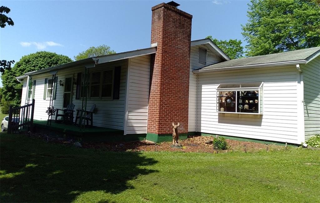 392 Riverview Road Clarksburg, PA 15725 - Photo 2 of 16 392 Riverview Rd, Clarksburg