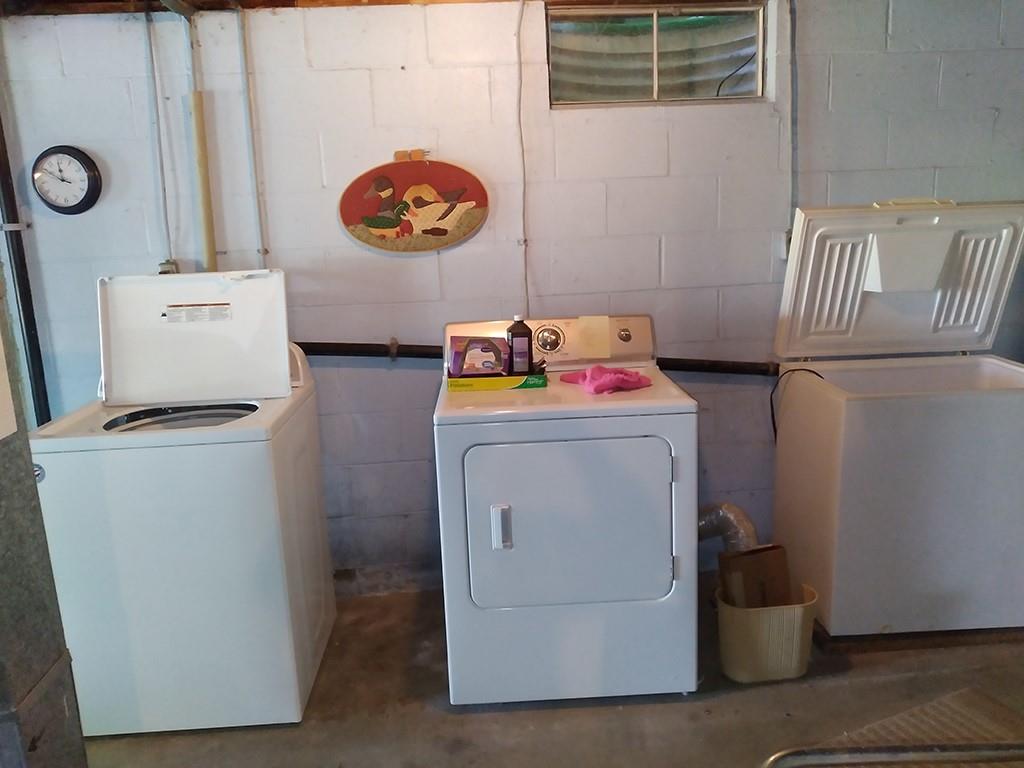 392 Riverview Road Clarksburg, PA 15725 - Photo 10 of 16 Laundry Room