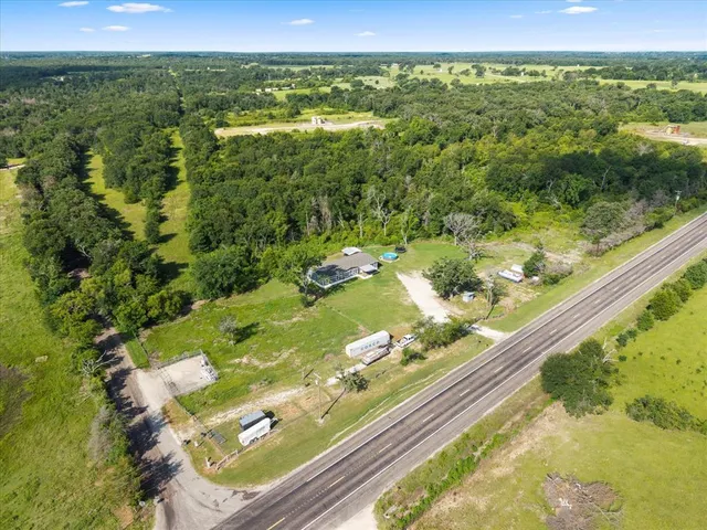 $299,500 | 376 State Highway, Teague, TX 75860