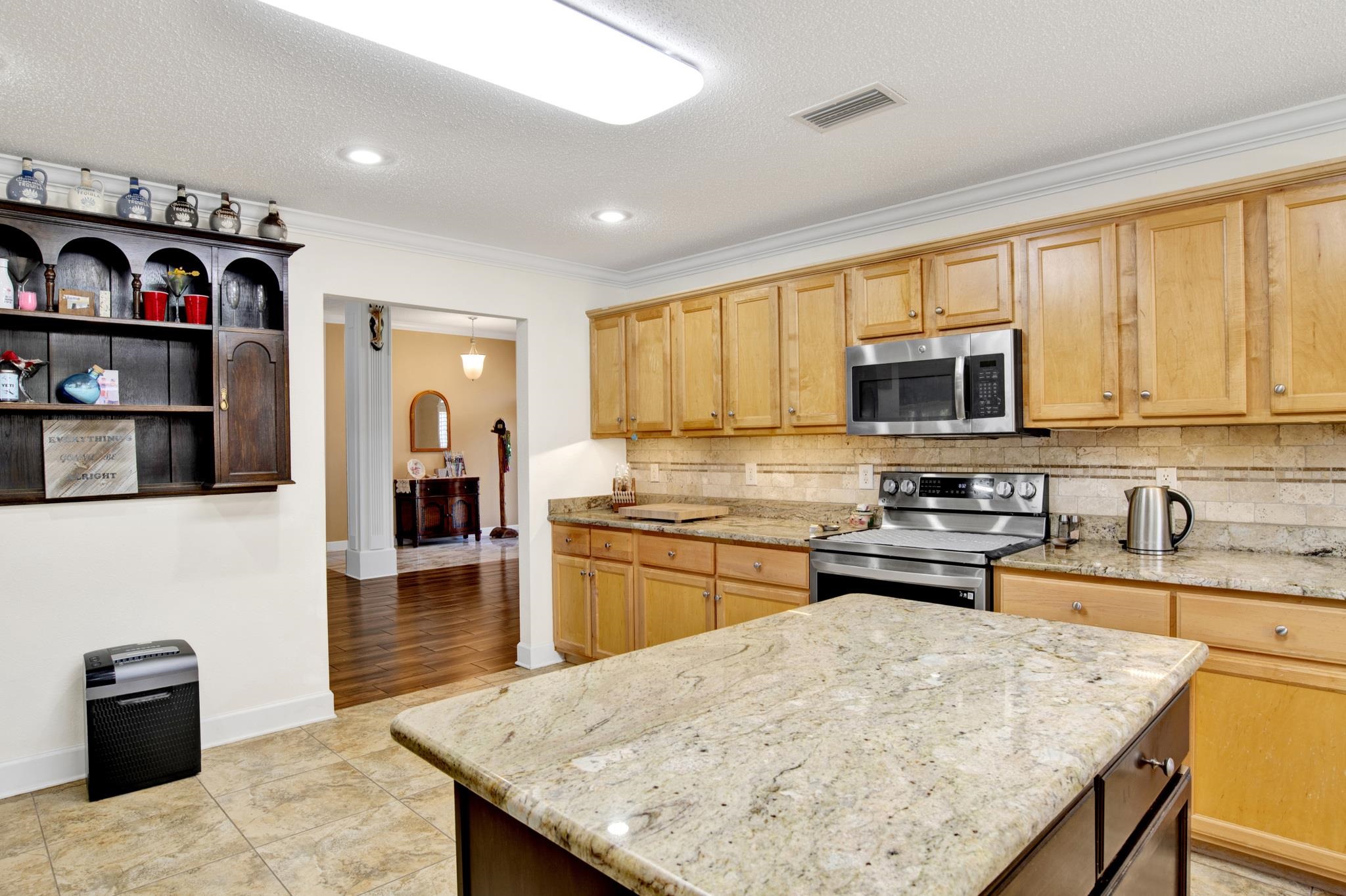 11749 Venice Boulevard Foley, AL 36535 - Photo 18 of 43 Kitchen