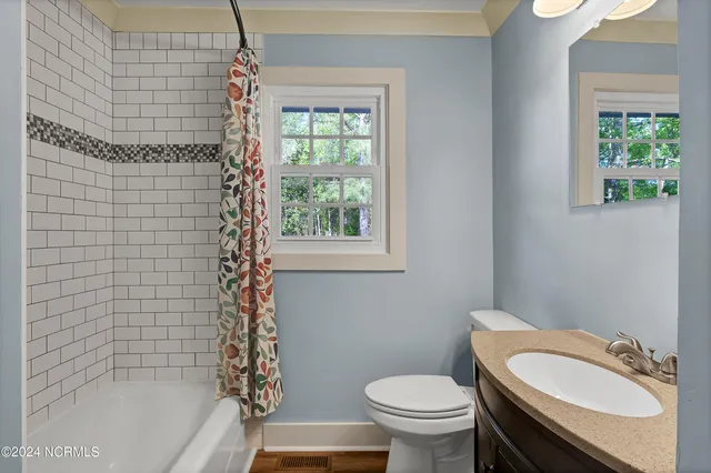 $1,700 | 201 Shaw Highway, Rocky Point, NC 28457