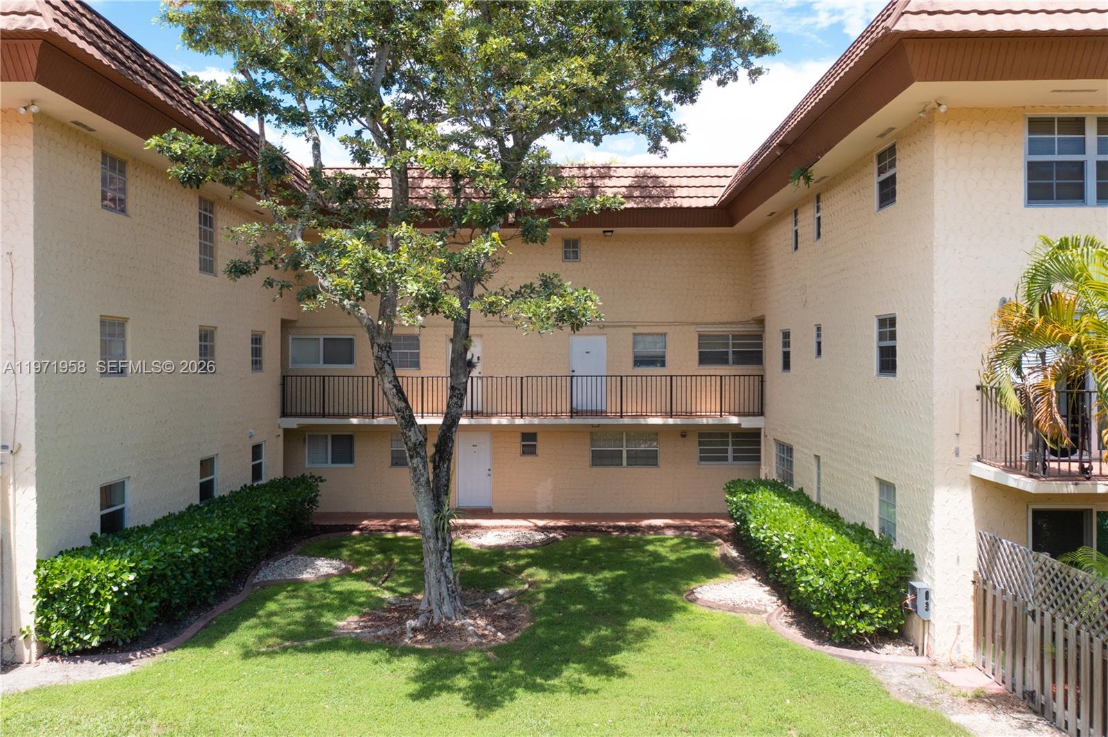 8650 Southwest 109th Avenue, Unit 3231 Miami, FL 33173 - Photo 30 of 33