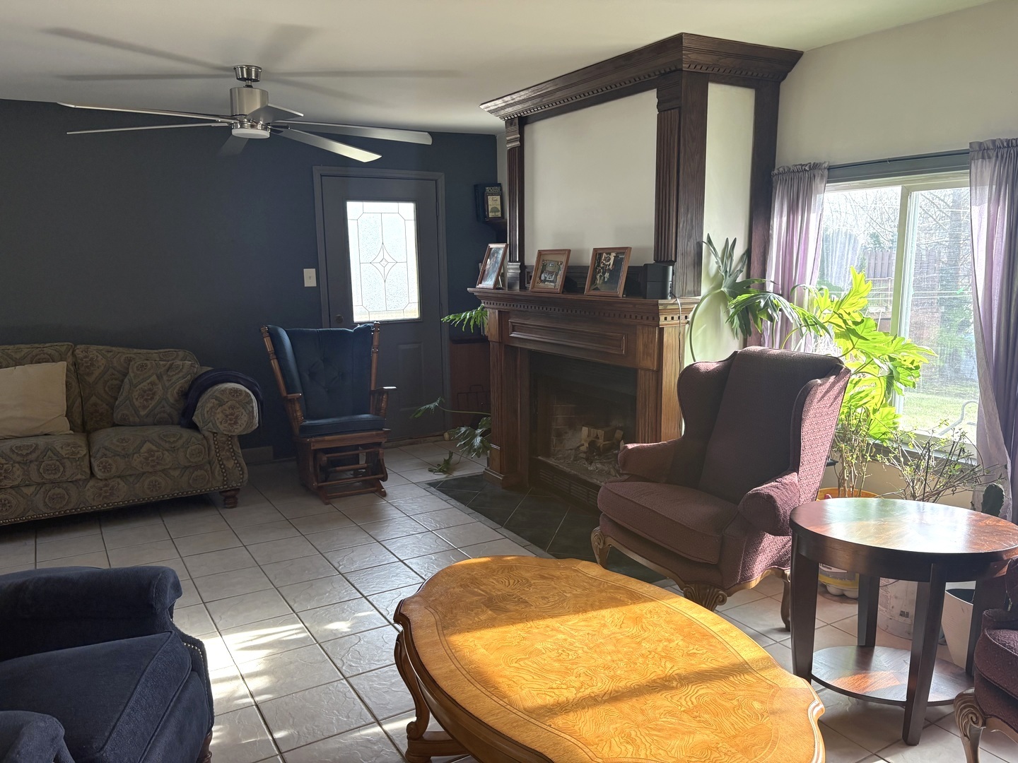 631 Bent Street Elgin, IL 60120 - Photo 15 of 43