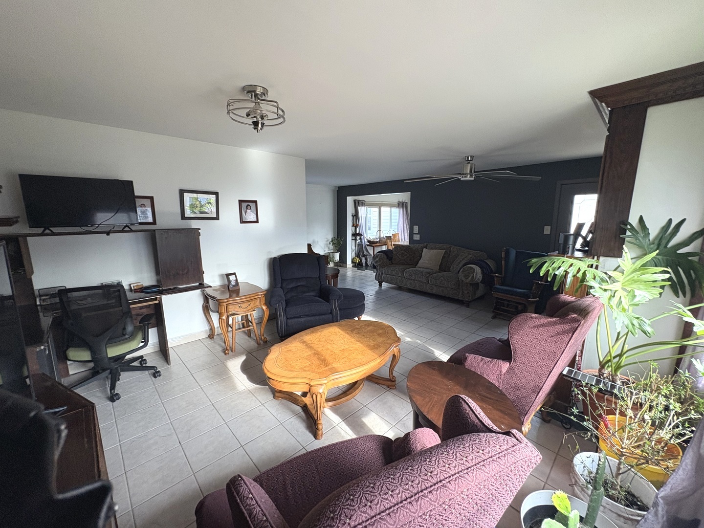 631 Bent Street Elgin, IL 60120 - Photo 16 of 43