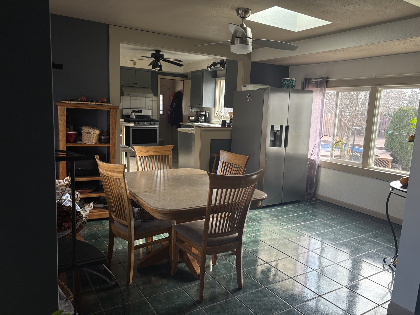 631 Bent Street Elgin, IL 60120 - Photo 20 of 43