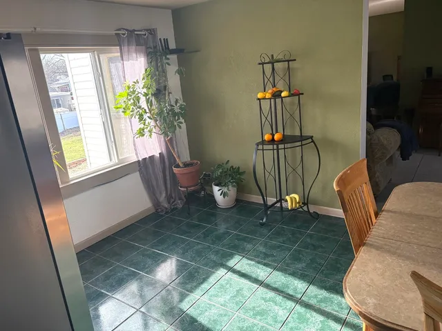 $365,000 | 631 Bent Street, Elgin, IL 60120