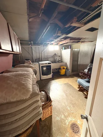 $365,000 | 631 Bent Street, Elgin, IL 60120