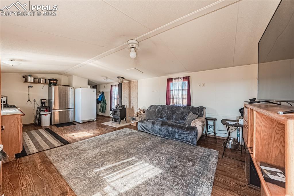 24225 East View Road Trinidad, CO 81082 - Photo 7 of 50 a living room with furniture and a rug
