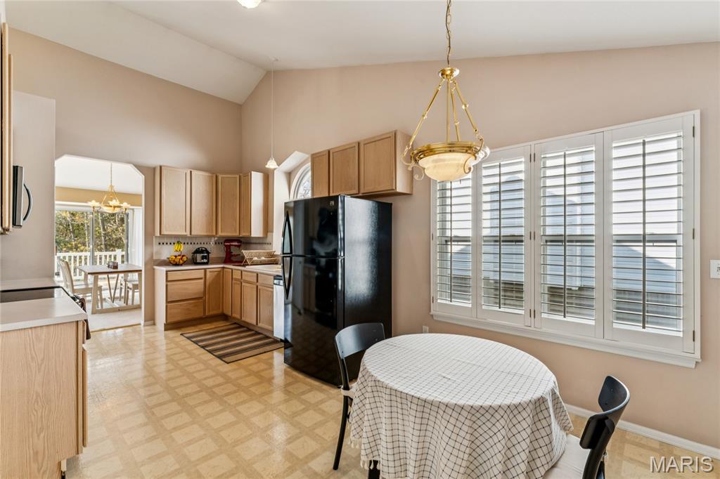 17355 Hilltop Ridge Drive Eureka, MO 63025 - Photo 11 of 37