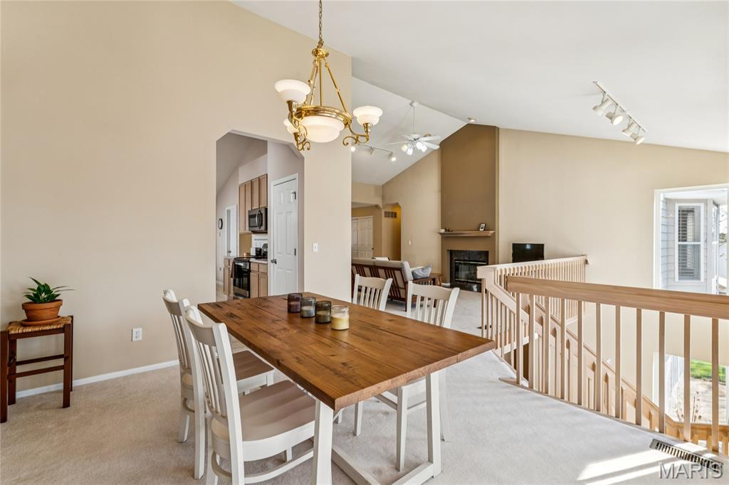 17355 Hilltop Ridge Drive Eureka, MO 63025 - Photo 13 of 37