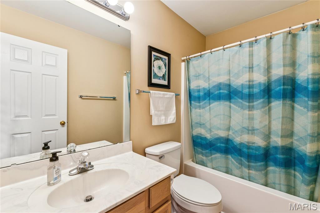 17355 Hilltop Ridge Drive Eureka, MO 63025 - Photo 20 of 37