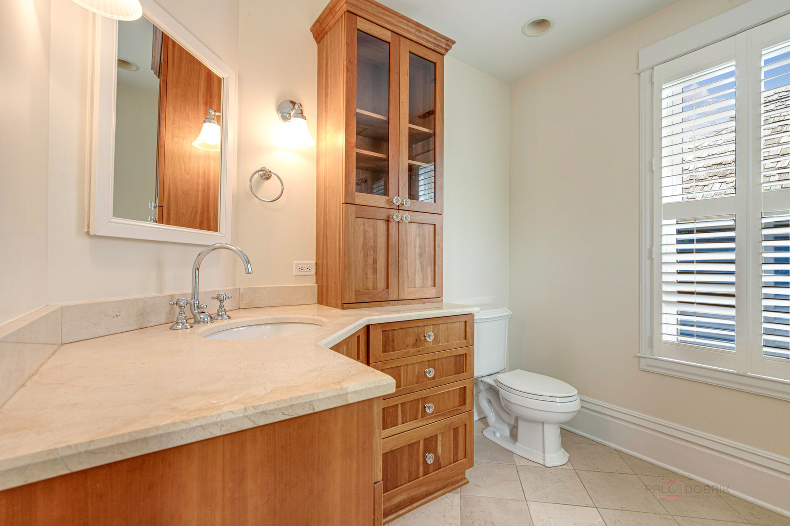 71 Washington Road Lake Forest, IL 60045 - Photo 26 of 39 a bathroom with a granite countertop sink toilet and mirror