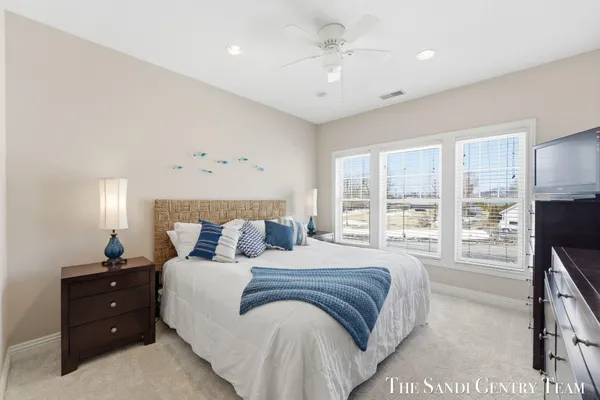 $369,900 | 917 West Savidge Street, Unit 1, Spring Lake, MI 49456