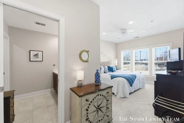 $369,900 | 917 West Savidge Street, Unit 1, Spring Lake, MI 49456