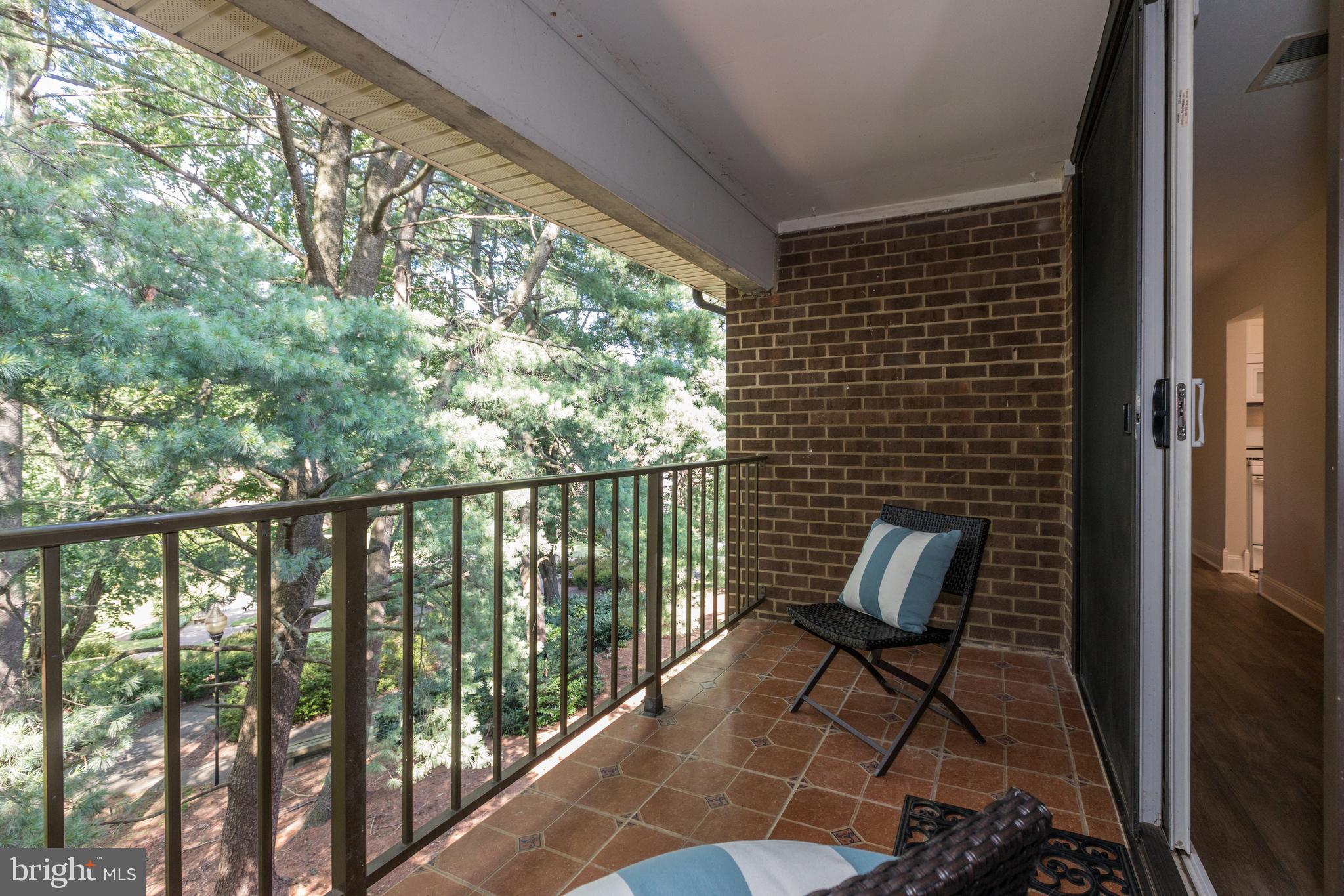 1439 Northgate Square, Unit 21B Reston, VA 20190 - Photo 26 of 27