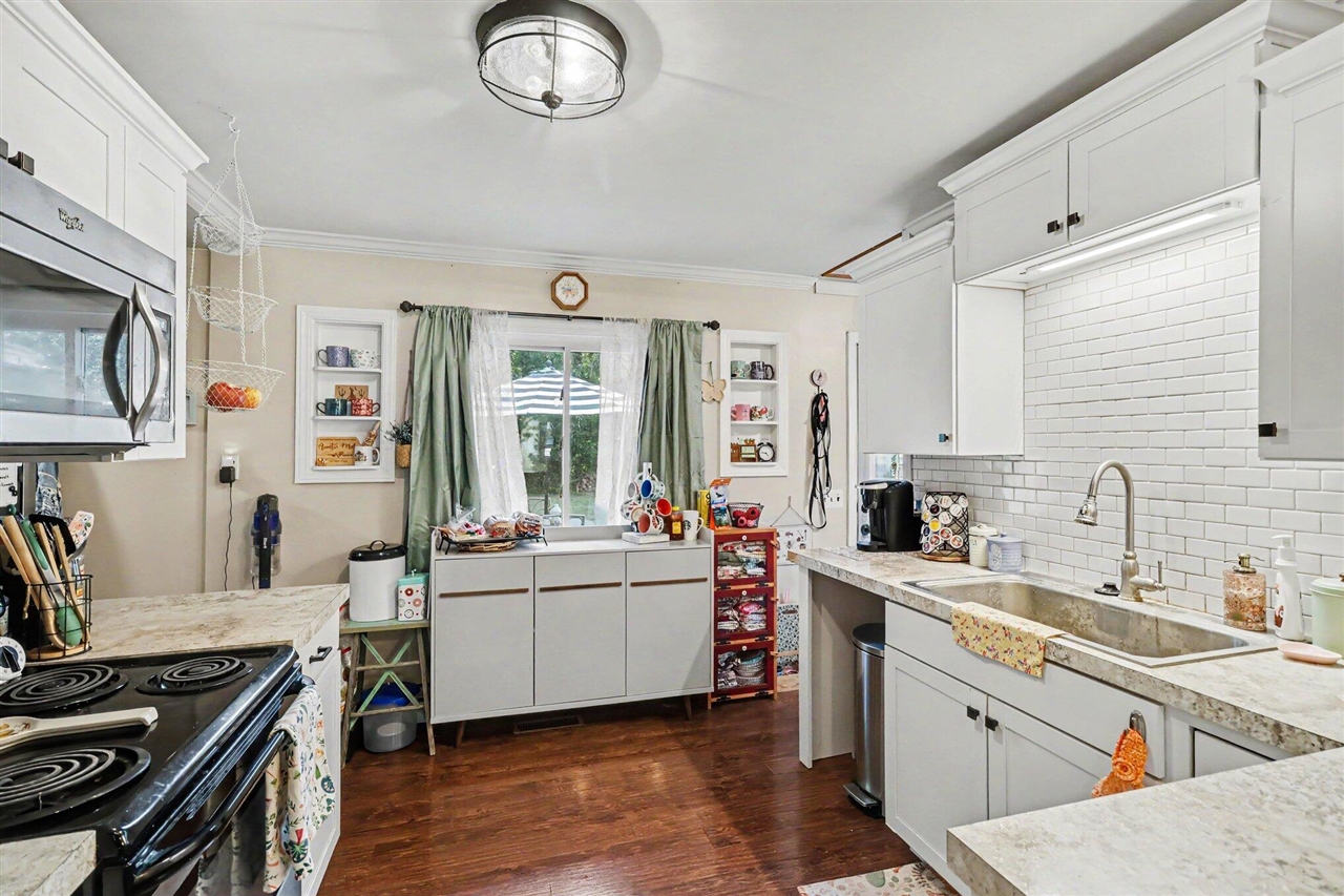 4149 Rivington Street Kalamazoo, MI 49008 - Photo 10 of 27