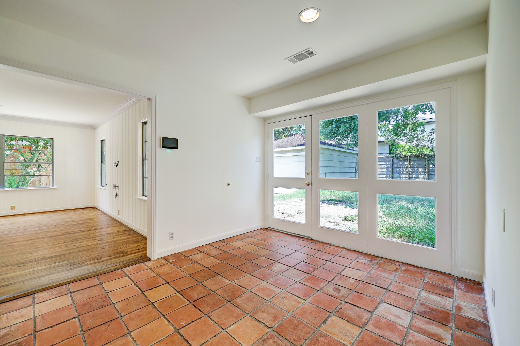 5642 Wickersham Lane Houston, TX 77056 - Photo 11 of 22 View from breakfast area looking into the den.