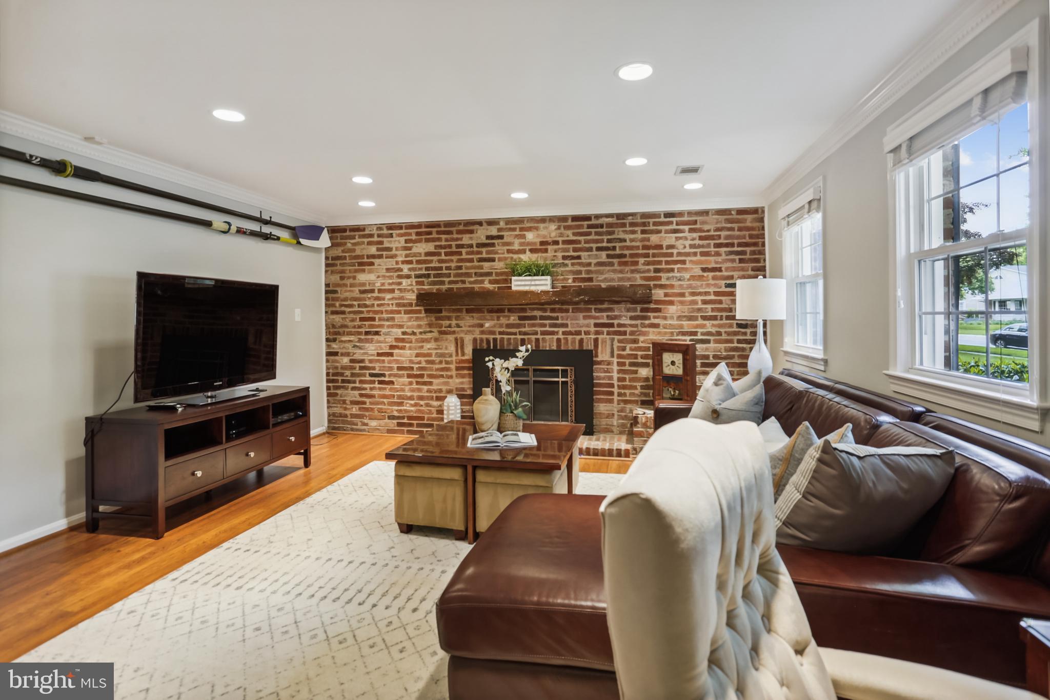6820 Old Stage Road North Bethesda, MD 20852 - Photo 12 of 87
