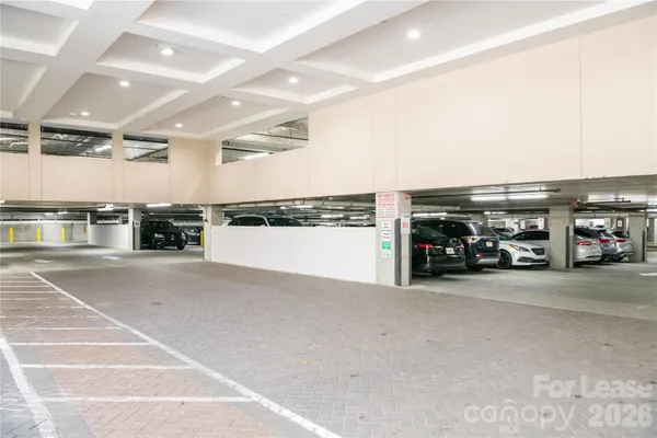 $1,443 | 905 Kenilworth Avenue, Unit A4J, Charlotte, NC 28204