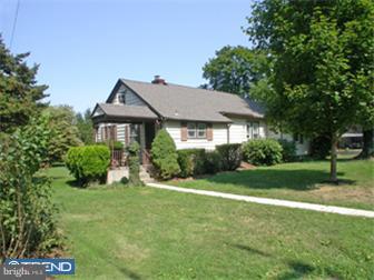 2201 Lenhart Road Colmar, PA 18915 - Photo 8 of 10 Exterior Back