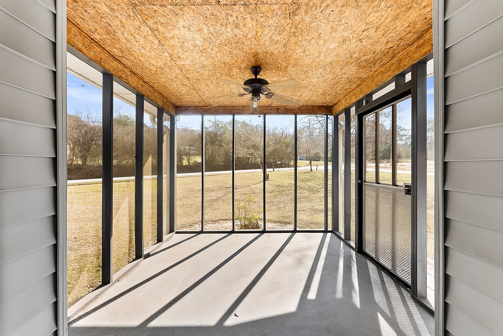 70 Lee Road Phenix City, AL 36870 - Photo 16 of 29