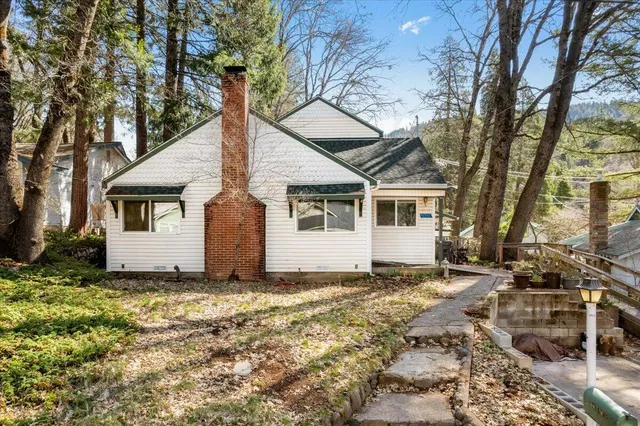 $349,000 | 4418 Gleaves Avenue, Dunsmuir, CA 96025