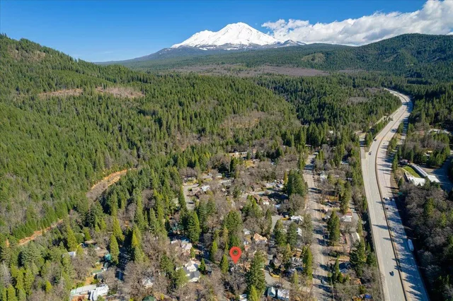 $349,000 | 4418 Gleaves Avenue, Dunsmuir, CA 96025