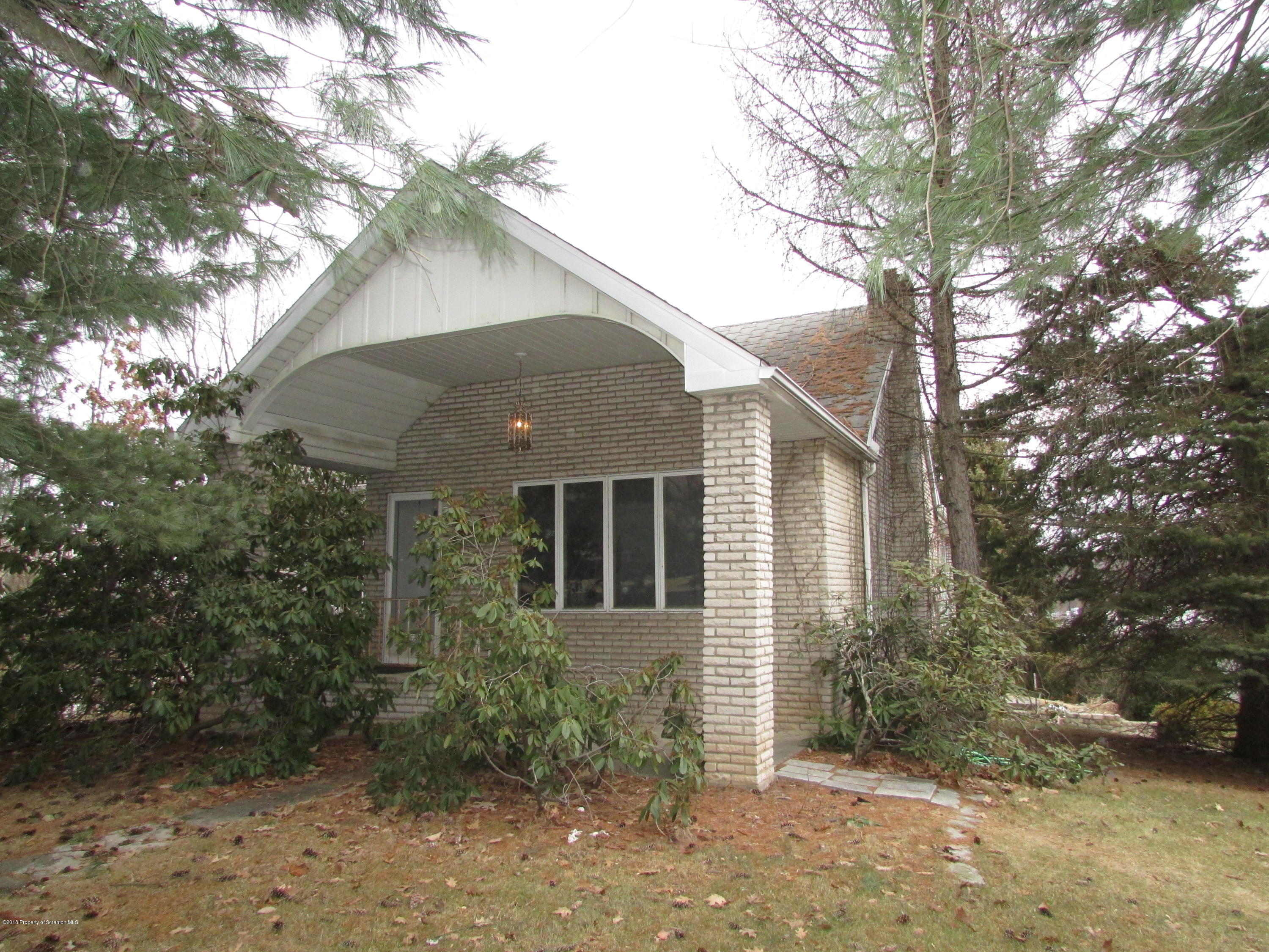 829 East Mountain Road Scranton, PA 18505 - Photo 1 of 43 Gallery Image 1