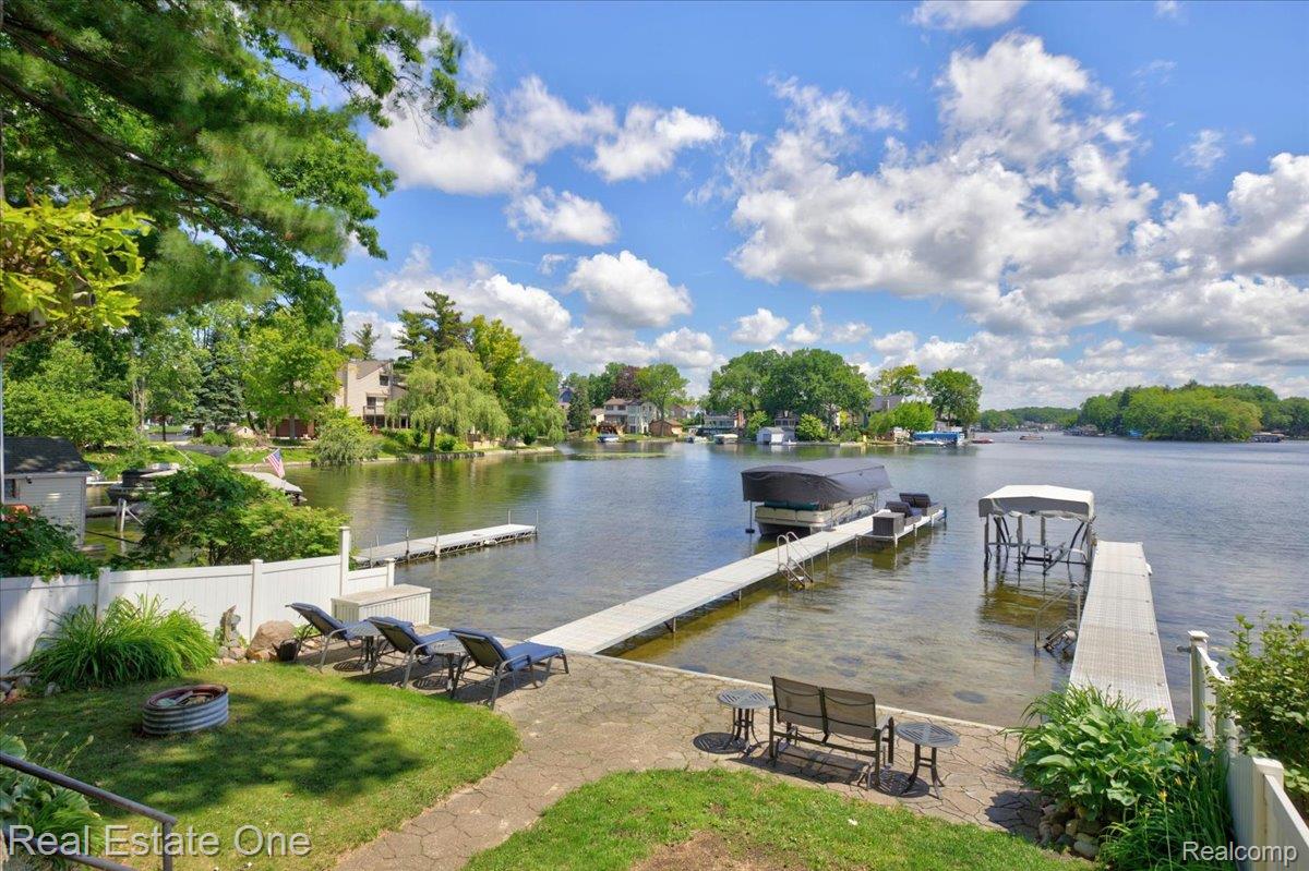836 Pine Tree Road West Lake Orion, MI 48362 - Photo 60 of 96 57-2026.06.23_SFodor_PineTreeLO099.jpg