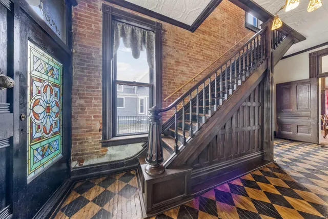 $199,500 | 310 Washington Avenue, Evansville, IN 47713