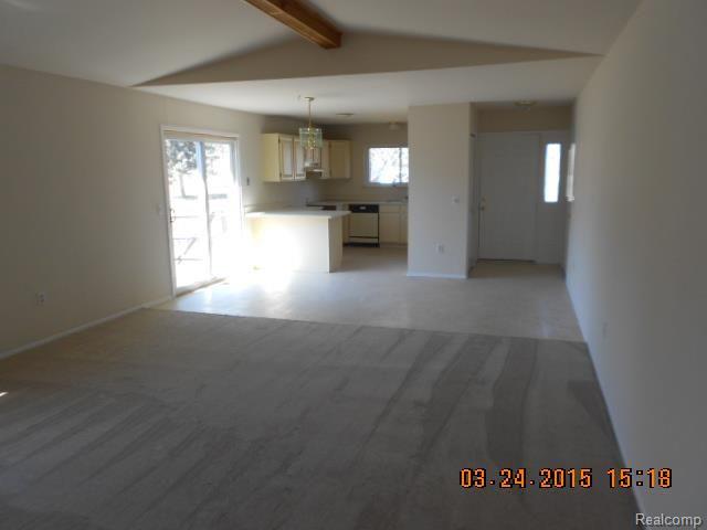 556 Hidden Ridge Drive Troy, MI 48083 - Photo 2 of 10 Greatroom.jpg