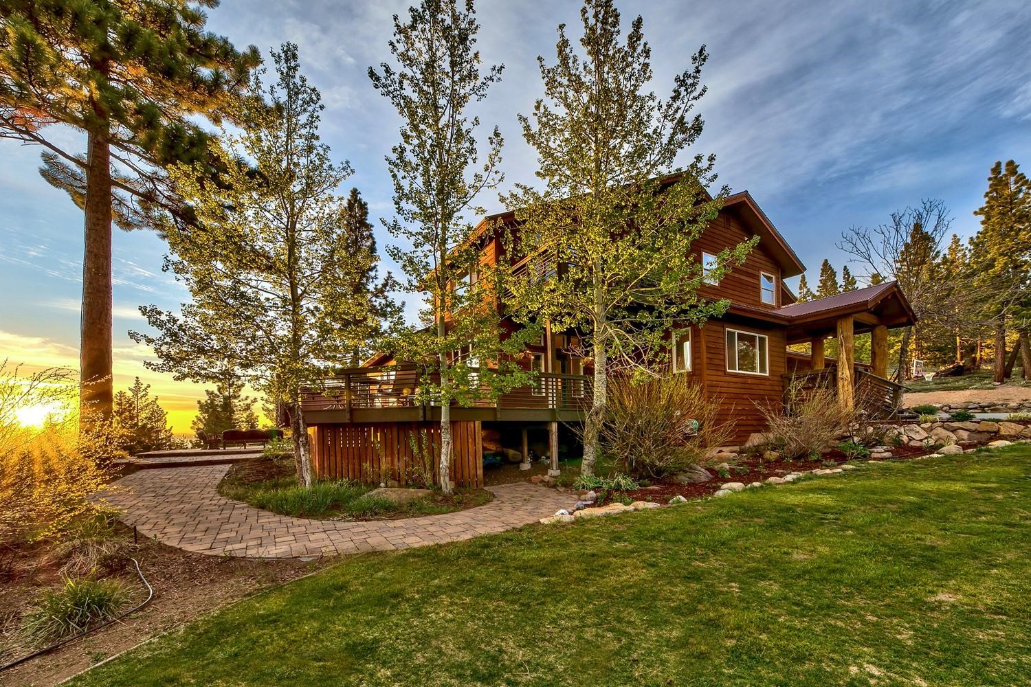 16125 Martis Peak Road Truckee, CA 96161 - Photo 4 of 21 a front view of a house with a yard